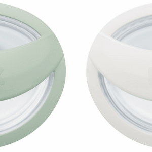 NUK биберон залъгалка силикон 0-9 мес. 2 бр. Mommy Feel, зелена/бяла + кутийка за съхранение и стерилизация в микровълнова